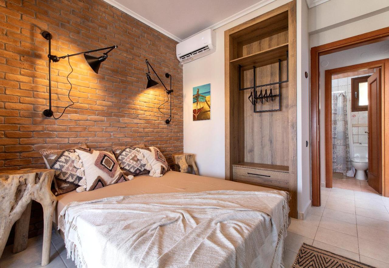 Porto Thea Alexandra Shared Pool Villa, Afytos Ngoại thất bức ảnh