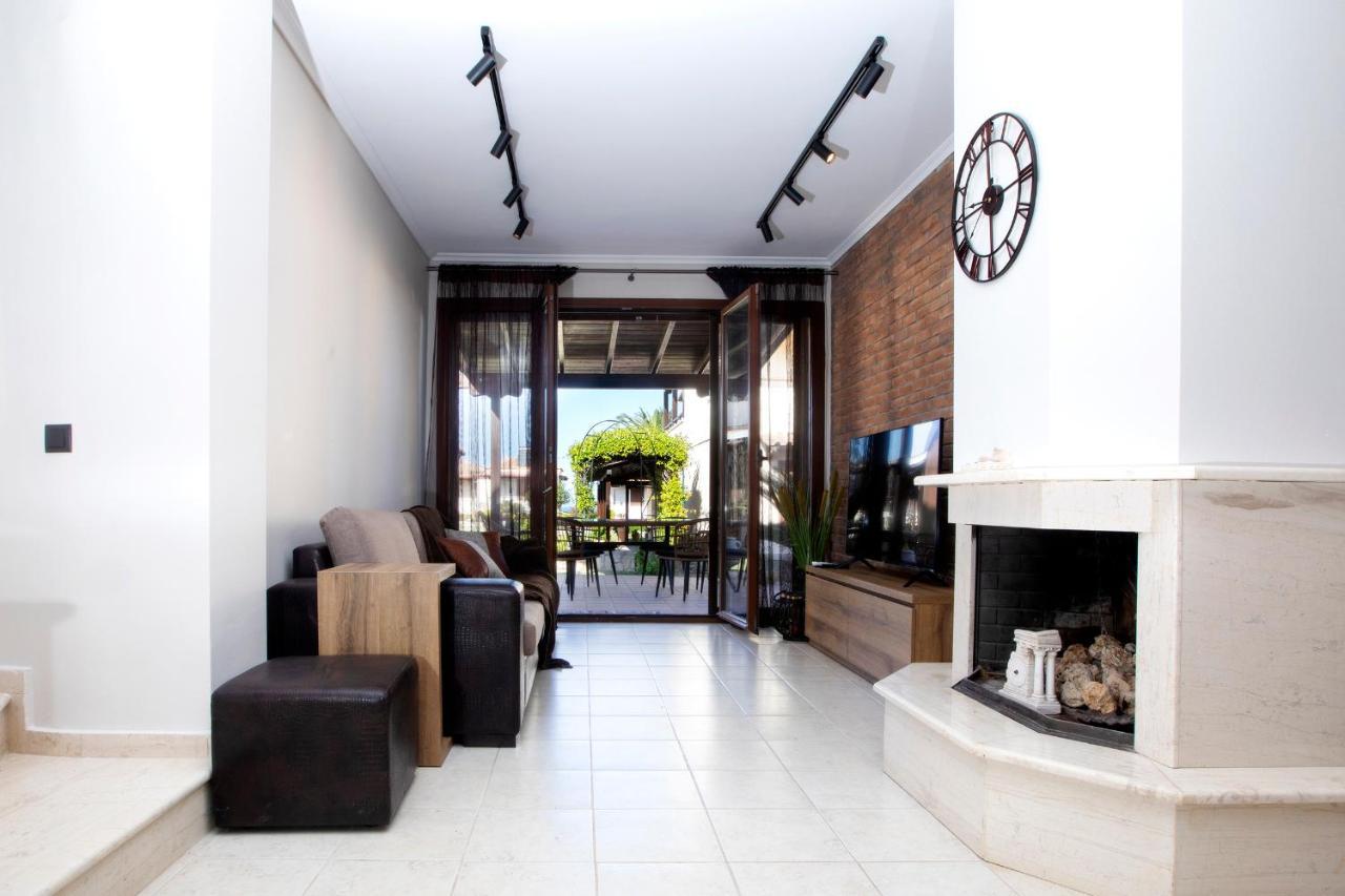 Porto Thea Alexandra Shared Pool Villa, Afytos Ngoại thất bức ảnh